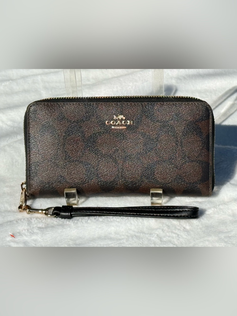 Coach Signature Zip Around Wristlet Wallet in Brown GUC *AS IS*